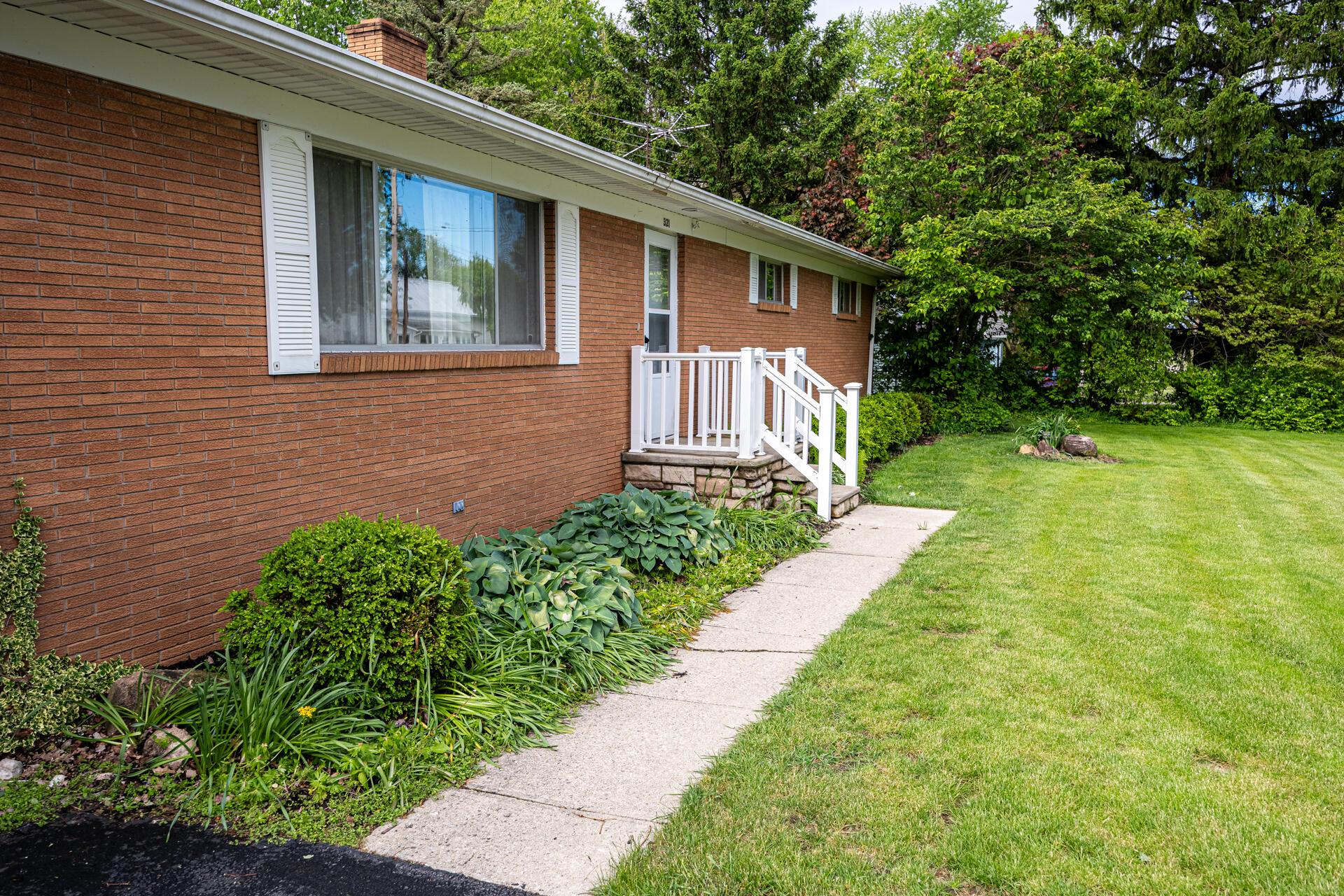 321 State Street Edison, OH 43320 - Photo 5 of 40 IMG-4