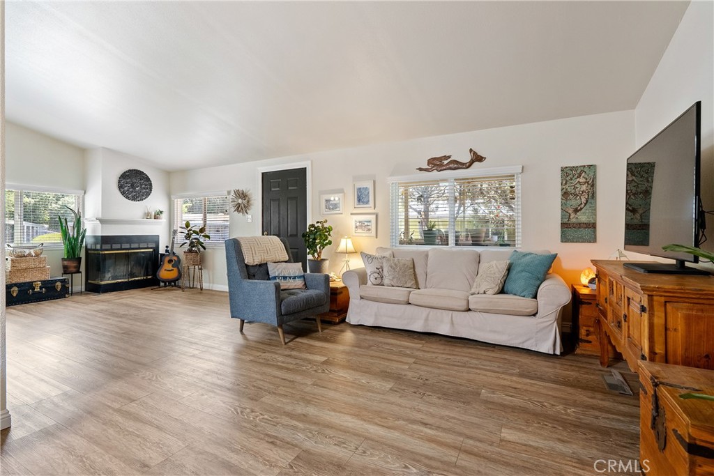 35 Via Santa Barbara Paso Robles, CA 93446 - Photo 5 of 27