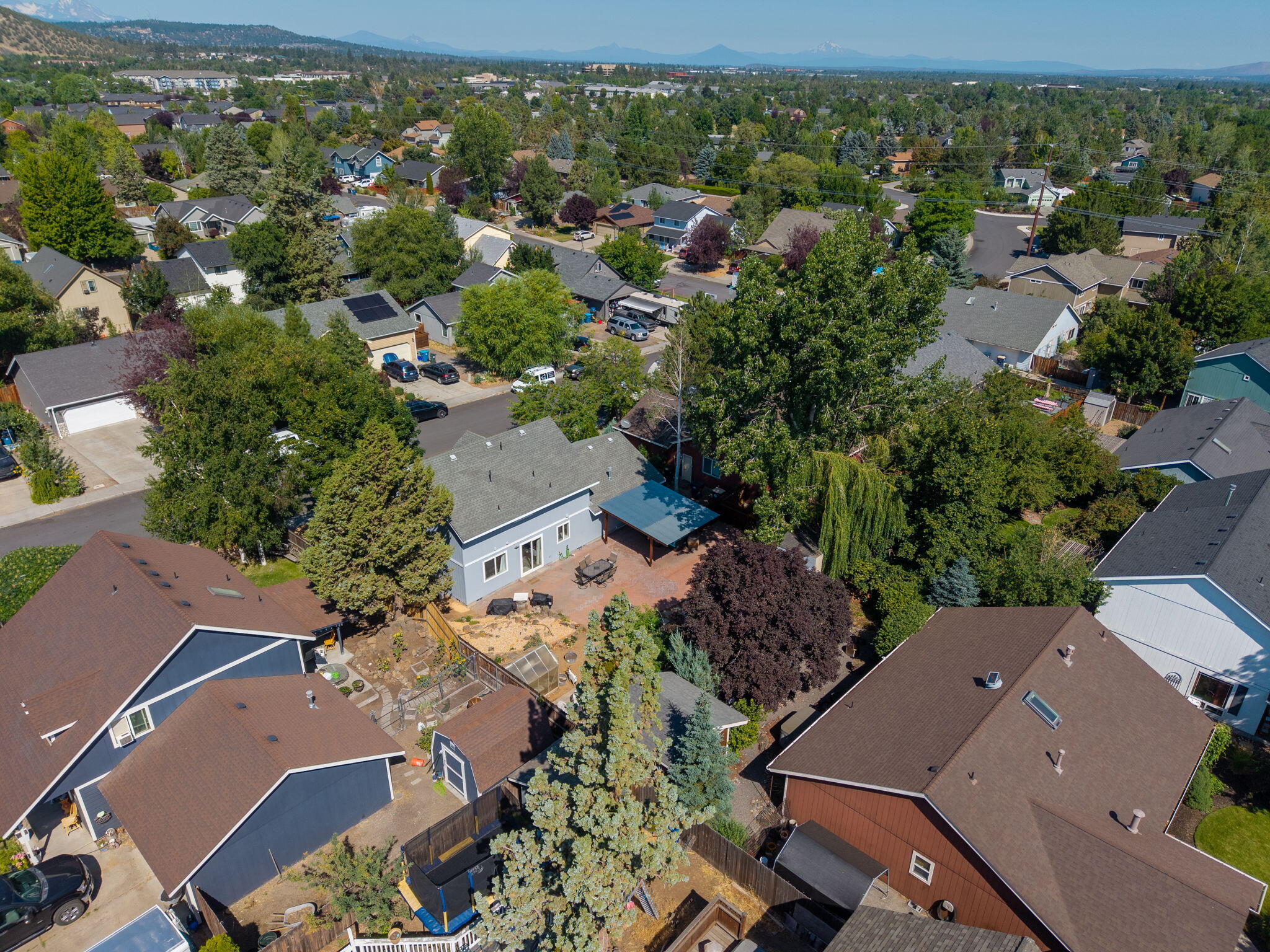 804 Northeast Providence Drive Bend, OR 97701 - Photo 49 of 62 34-web-or-mls-804-NE-Providence-DR-Bend-
