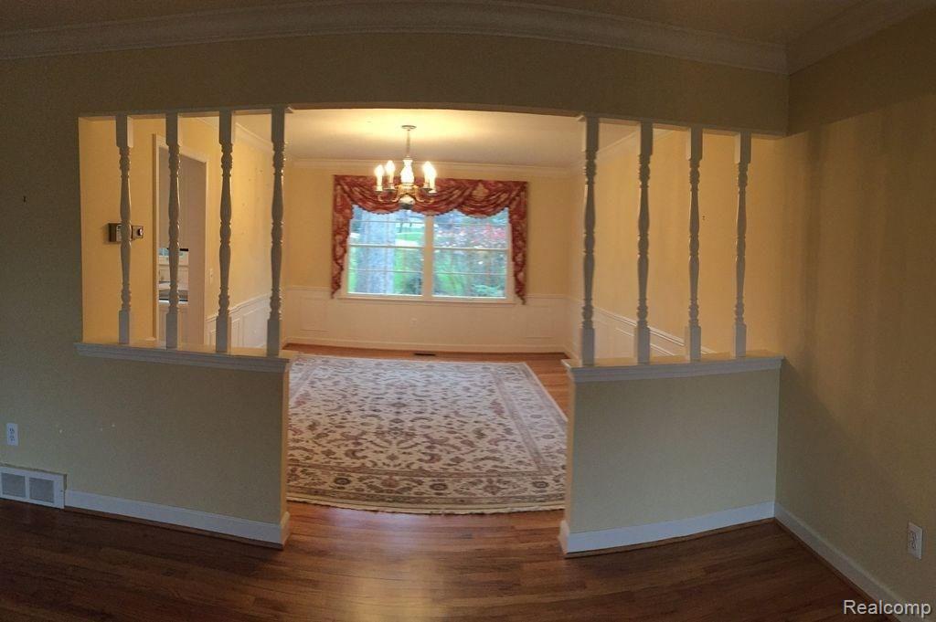 1856 Campus Court Rochester, MI 48309 - Photo 15 of 23 ISq1mb5xv09txt1000000000.jpg