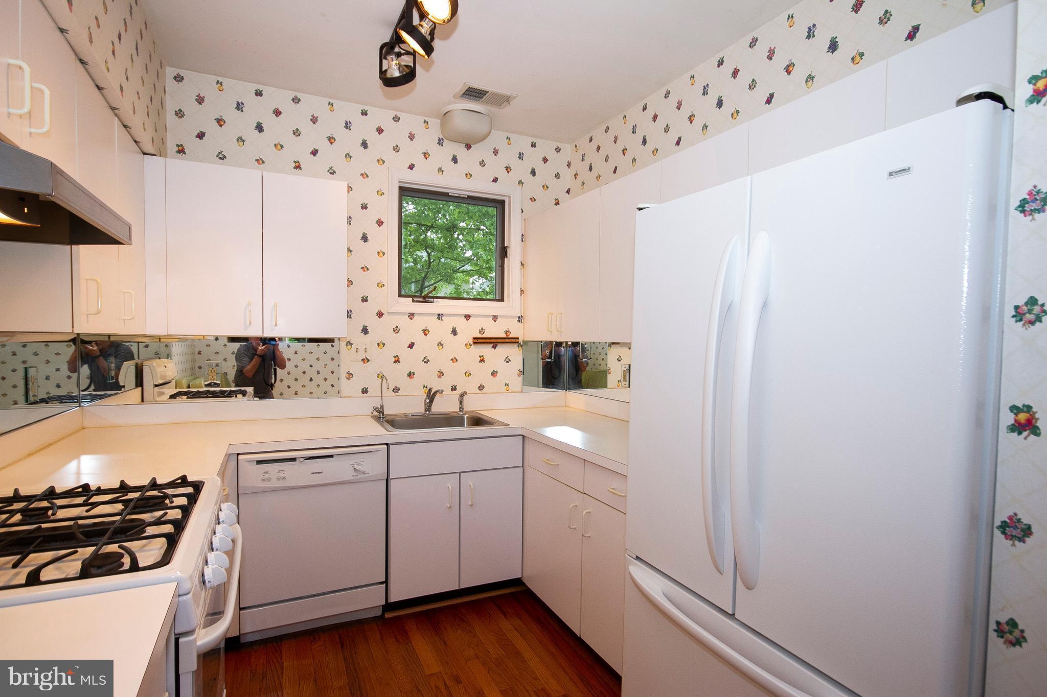 5205 Downing Road Baltimore, MD 21212 - Photo 15 of 29 Kitchen