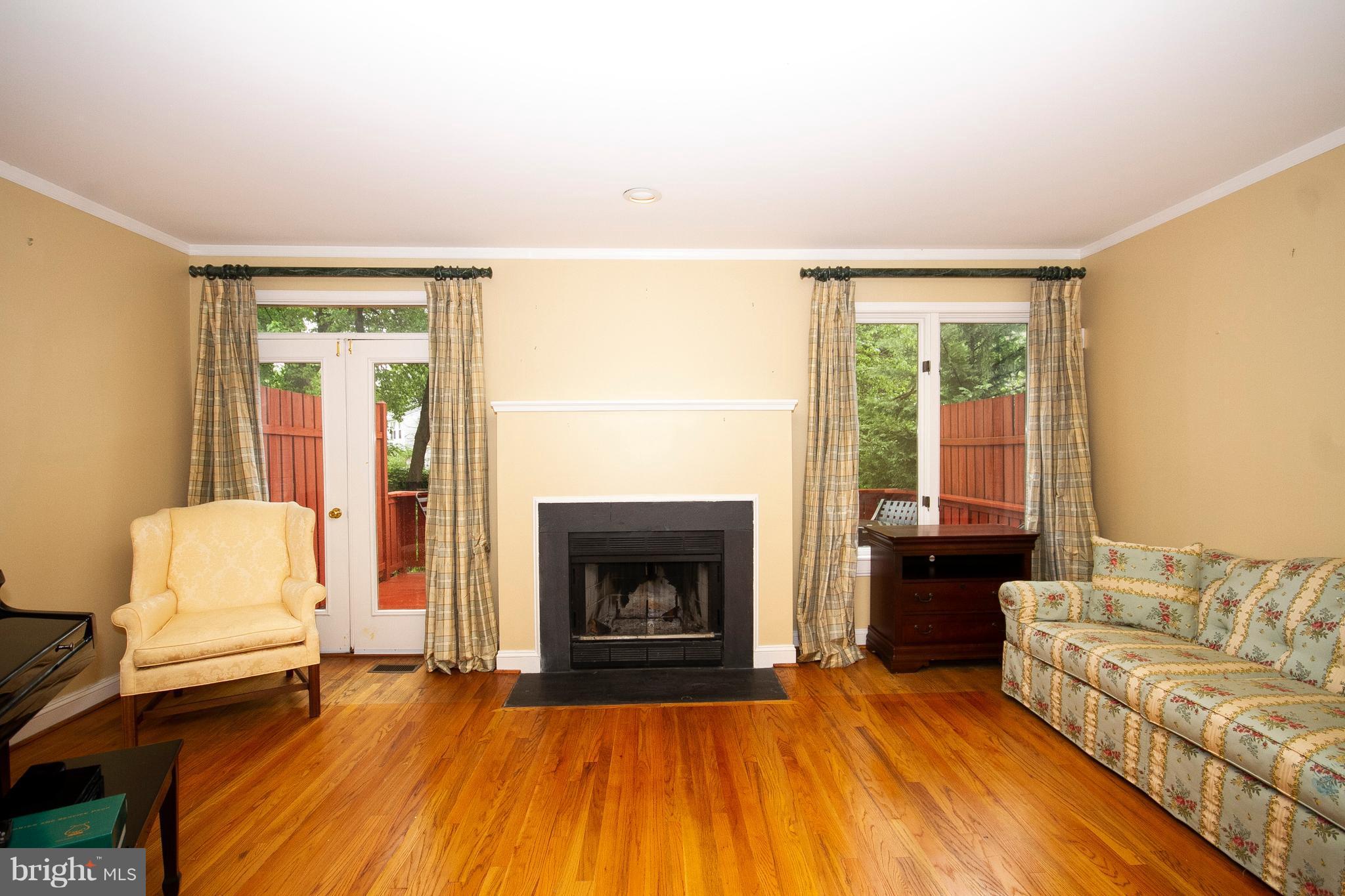 5205 Downing Road Baltimore, MD 21212 - Photo 10 of 29 Living Room with French doors leading to deck