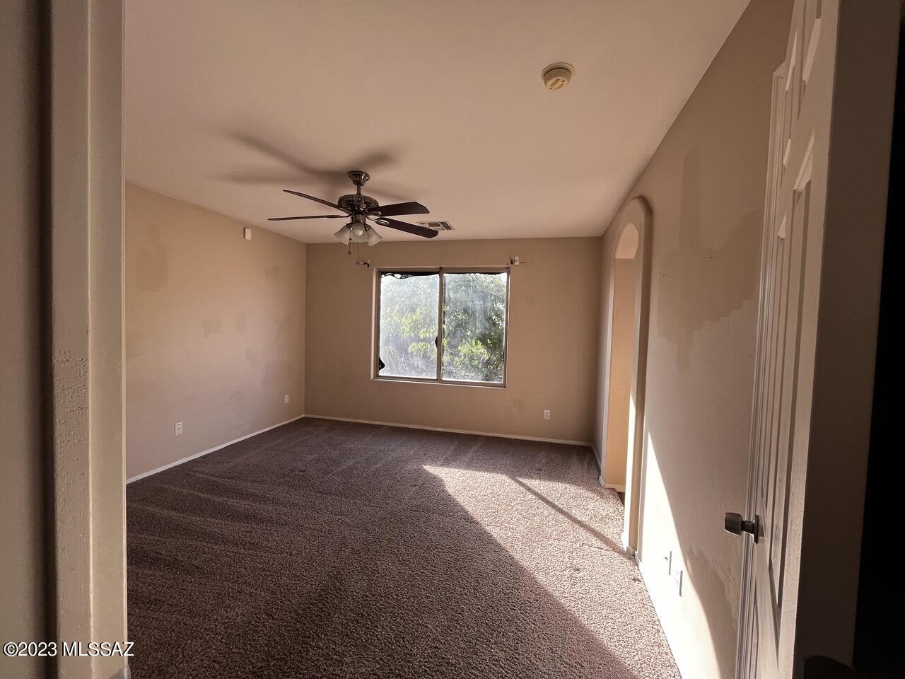 7663 South Meadow Spring Way Tucson, AZ 85747 - Photo 6 of 39