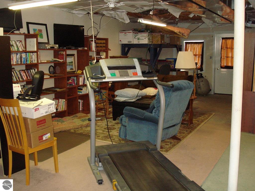 6504 South Curtis Road Mount Pleasant, MI 48858 - Photo 27 of 46 1794854-26.JPG