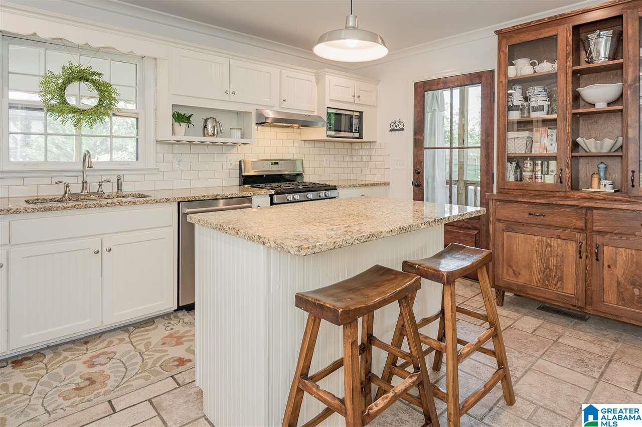 3221 Ridgely Court Birmingham, AL 35243 - Photo 15 of 41 Gallery Image 15