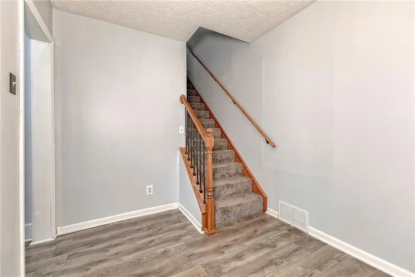 $220,000 | 19 Lilly Lane, Manor, PA 15665