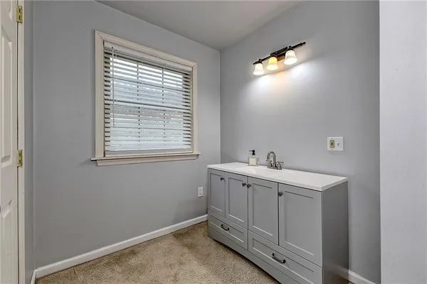 $220,000 | 19 Lilly Lane, Manor, PA 15665