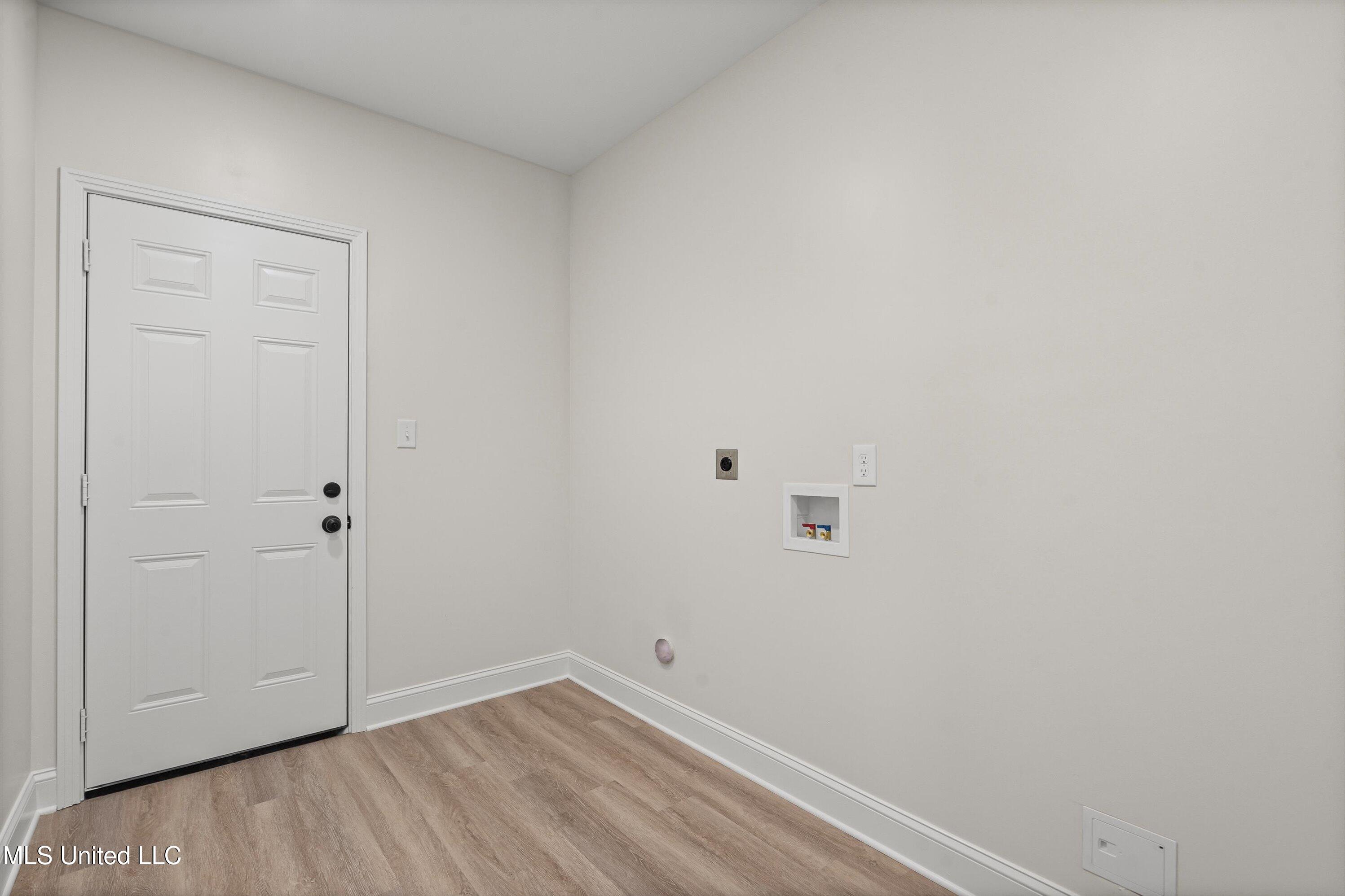 2606 Rifle Range Road Coldwater, MS 38618 - Photo 16 of 28 14-DSC0108