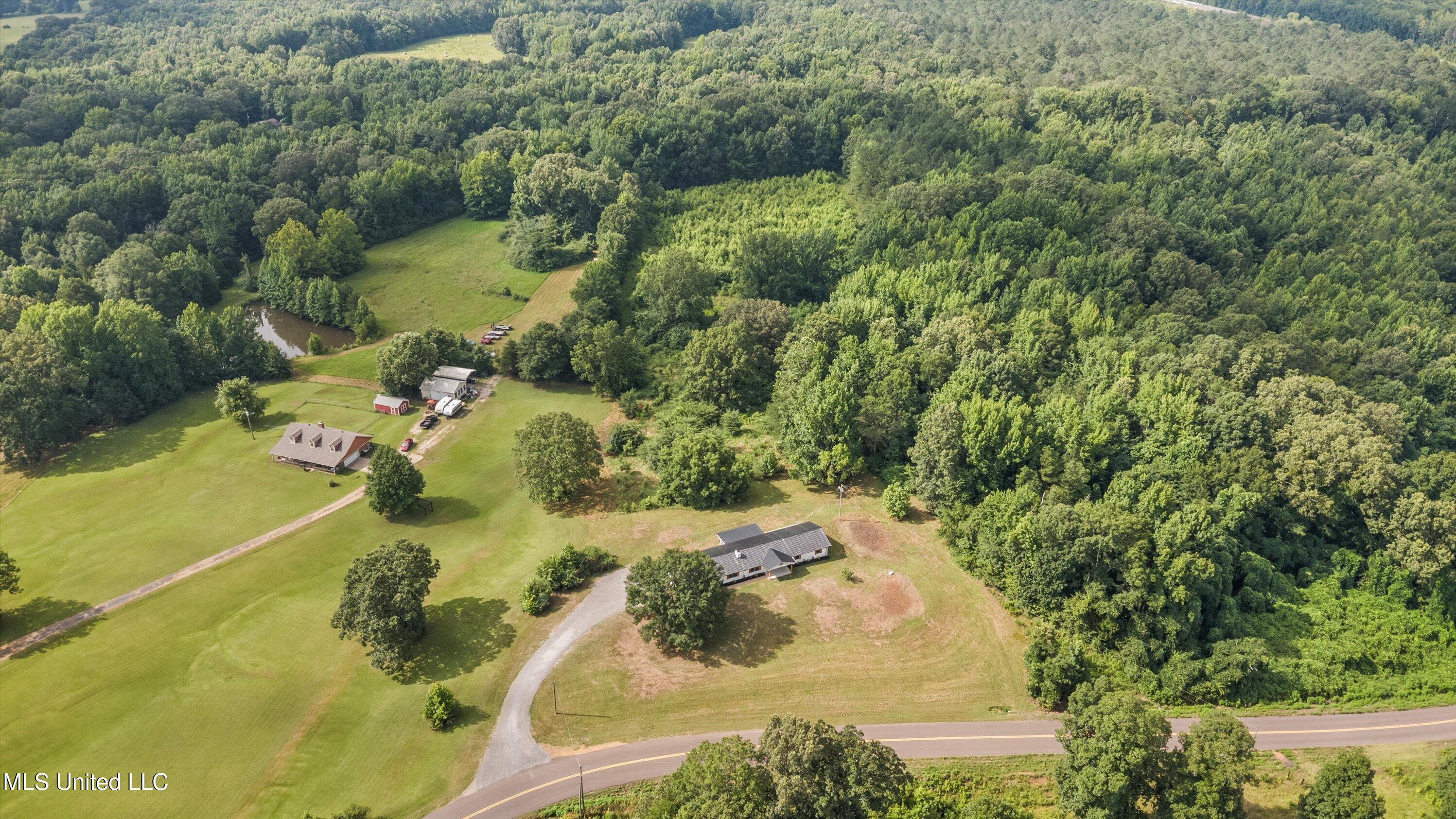 2606 Rifle Range Road Coldwater, MS 38618 - Photo 24 of 28 24-DJI_0003