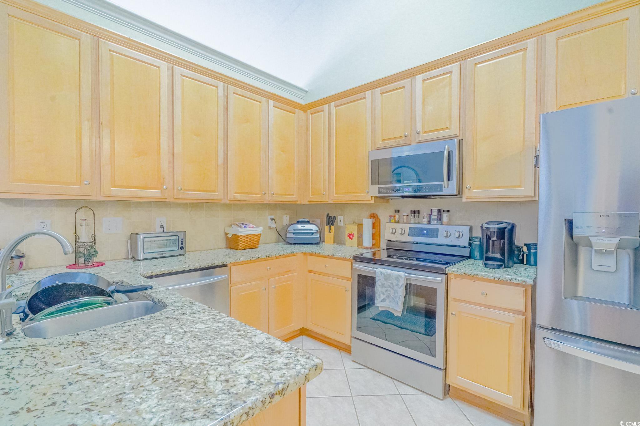 5008 Forsythia Circle, Unit 10 Murrells Inlet, SC 29576 - Photo 8 of 38 Gallery Image 8