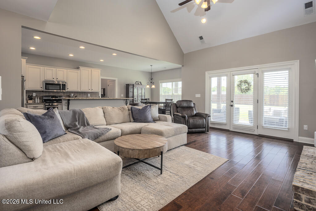 3425 Delaney Drive Nesbit, MS 38651 - Photo 7 of 40 DelaneyDr-20-Edit-12