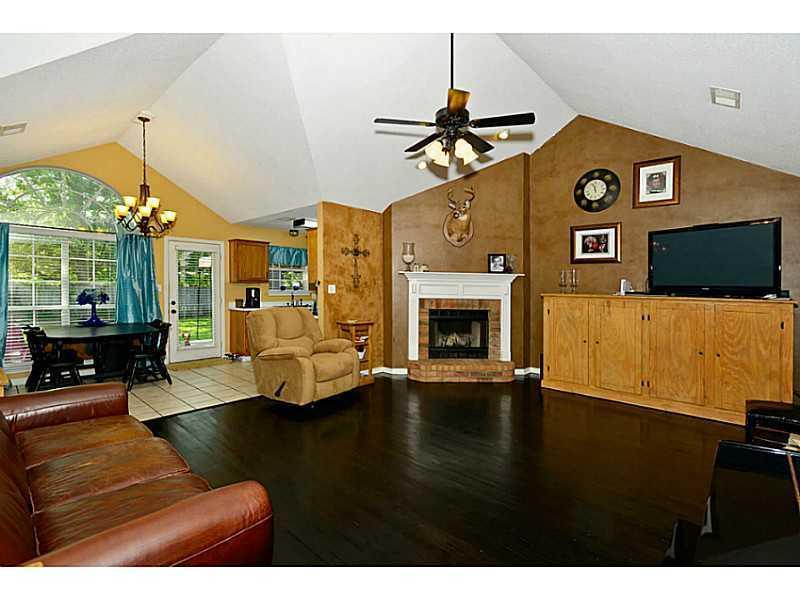 2319 Rue Pickney Mandeville, LA 70448 - Photo 4 of 17 Gallery Image 4