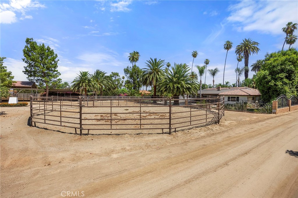 1920 Gratton Street Riverside, CA 92504 - Photo 69 of 75