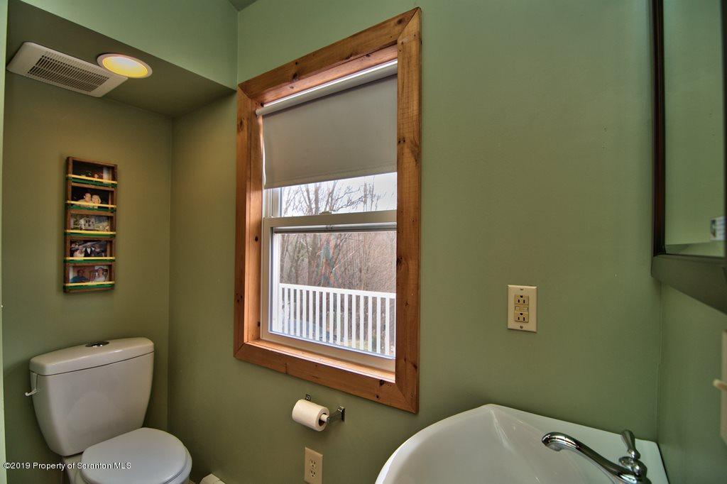 514 Ross Road Dalton, PA 18414 - Photo 21 of 65