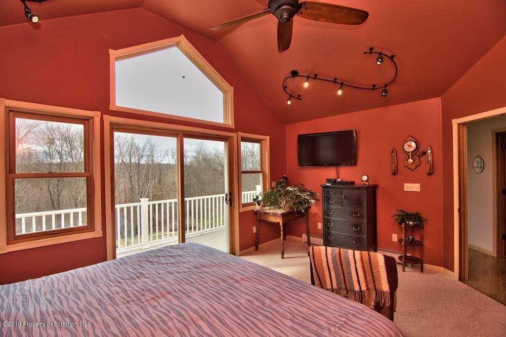 514 Ross Road Dalton, PA 18414 - Photo 29 of 65