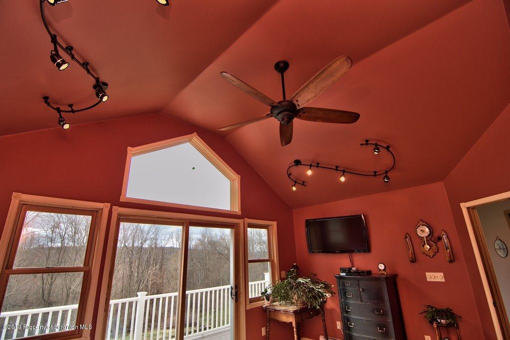 514 Ross Road Dalton, PA 18414 - Photo 30 of 65