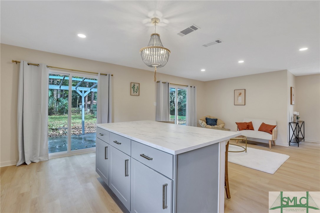 1422 Blakeley Road Savannah, GA 31406 - Photo 11 of 33