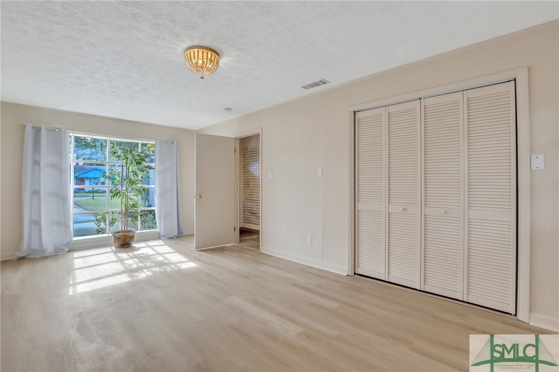 1422 Blakeley Road Savannah, GA 31406 - Photo 15 of 33