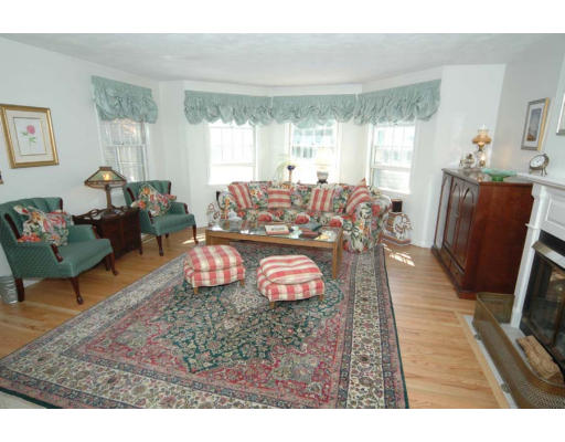 45 Shawsheen Road, Unit 5 Bedford, MA 01730 - Photo 13 of 27 Gallery Image 13
