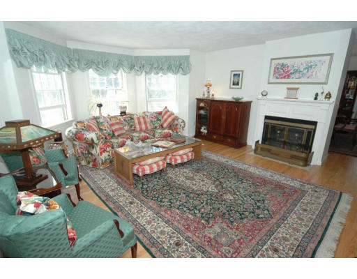 45 Shawsheen Road, Unit 5 Bedford, MA 01730 - Photo 16 of 27 Gallery Image 16