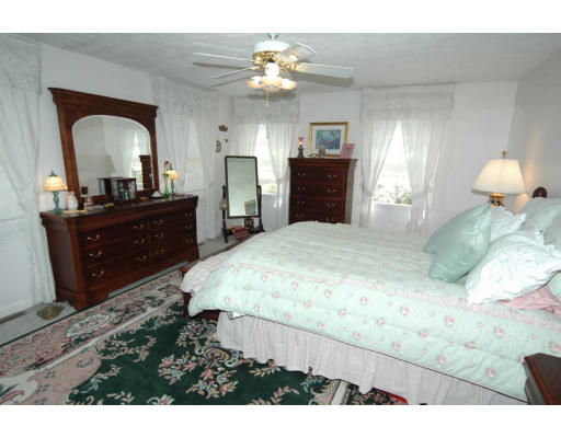 45 Shawsheen Road, Unit 5 Bedford, MA 01730 - Photo 20 of 27 Gallery Image 20
