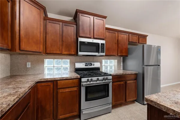 $1,800 | 341 Independence Avenue, San Benito, TX 78586