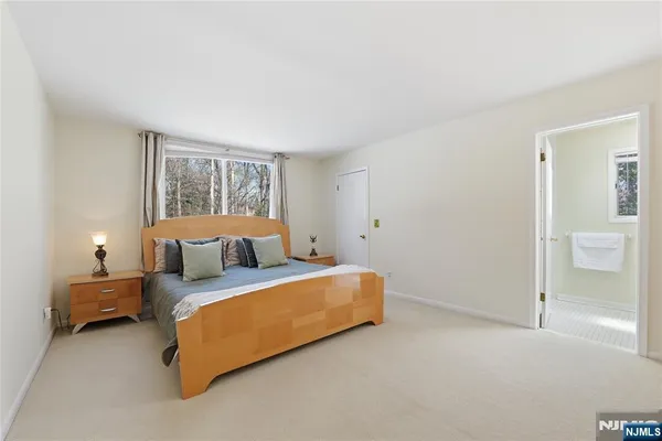 $1,300,000 | 947 Franklin Lake Road, Franklin Lakes, NJ 07417