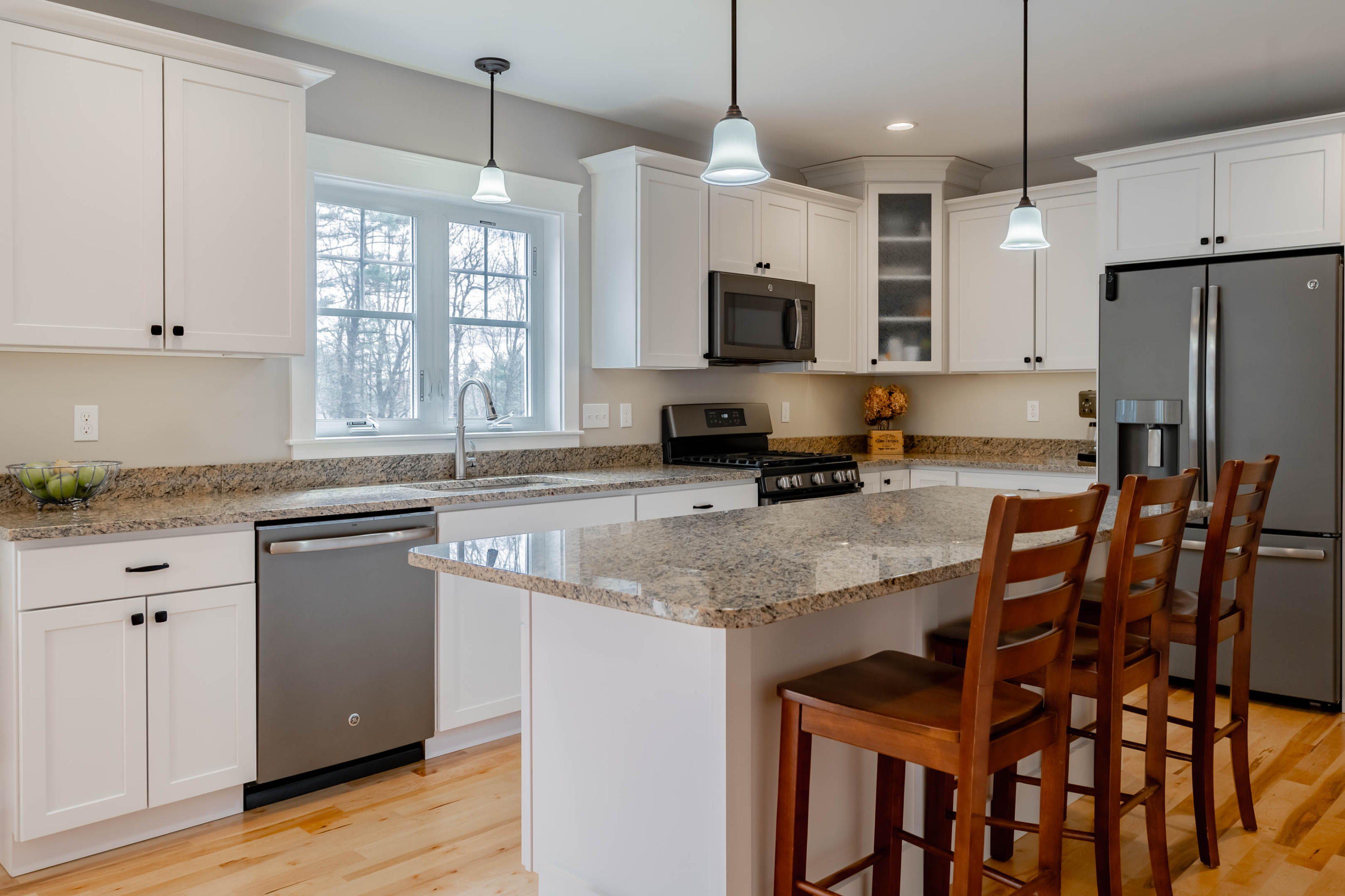 265 Pope Road Windham, ME 04062 - Photo 5 of 40 2-1st Floor-4