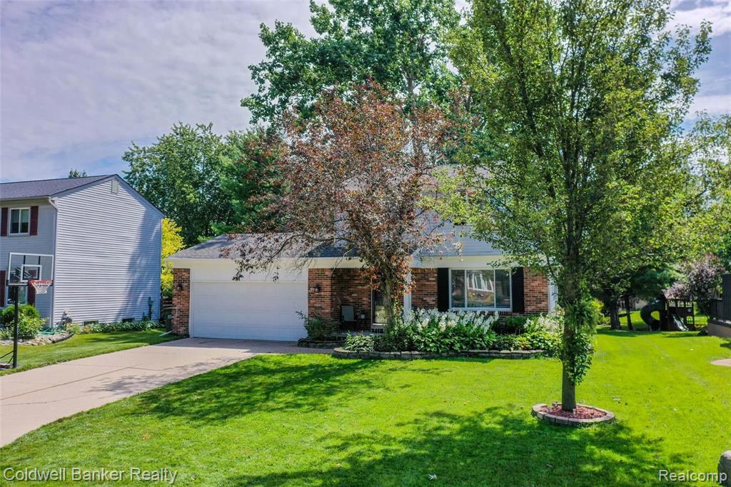1617 Dancer Drive Rochester Hills, MI 48307 - Photo 2 of 43