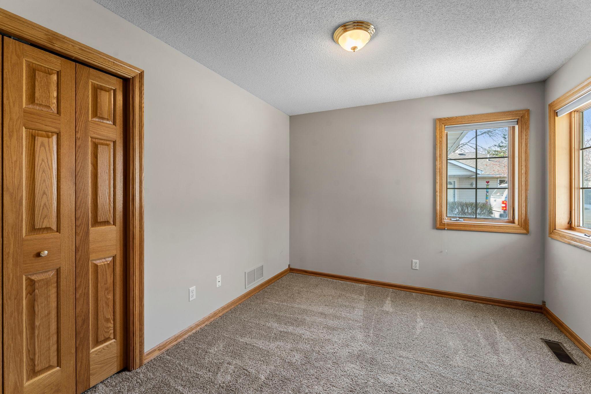 8528 124th Lane North Champlin, MN 55316 - Photo 13 of 72
