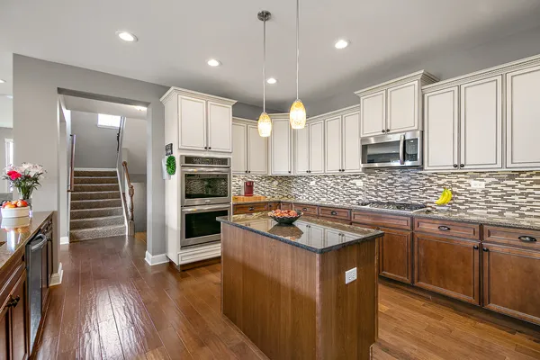 $619,900 | 1962 Stapleton Road, New Lenox, IL 60451