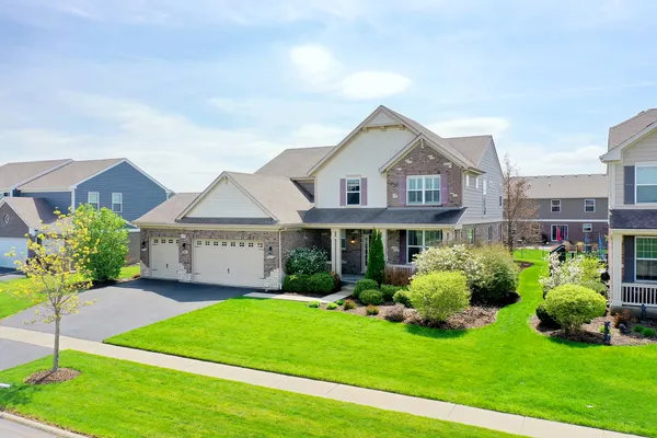 $619,900 | 1962 Stapleton Road, New Lenox, IL 60451