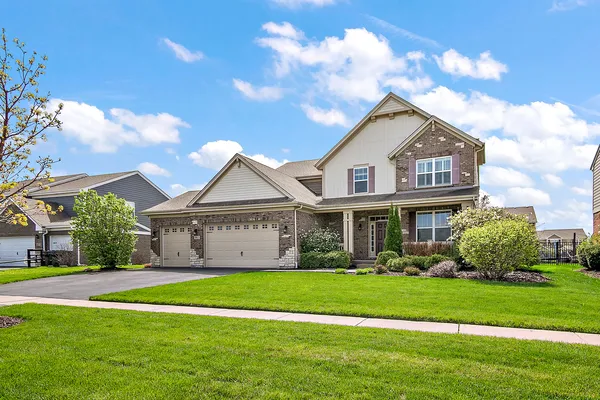 $619,900 | 1962 Stapleton Road, New Lenox, IL 60451