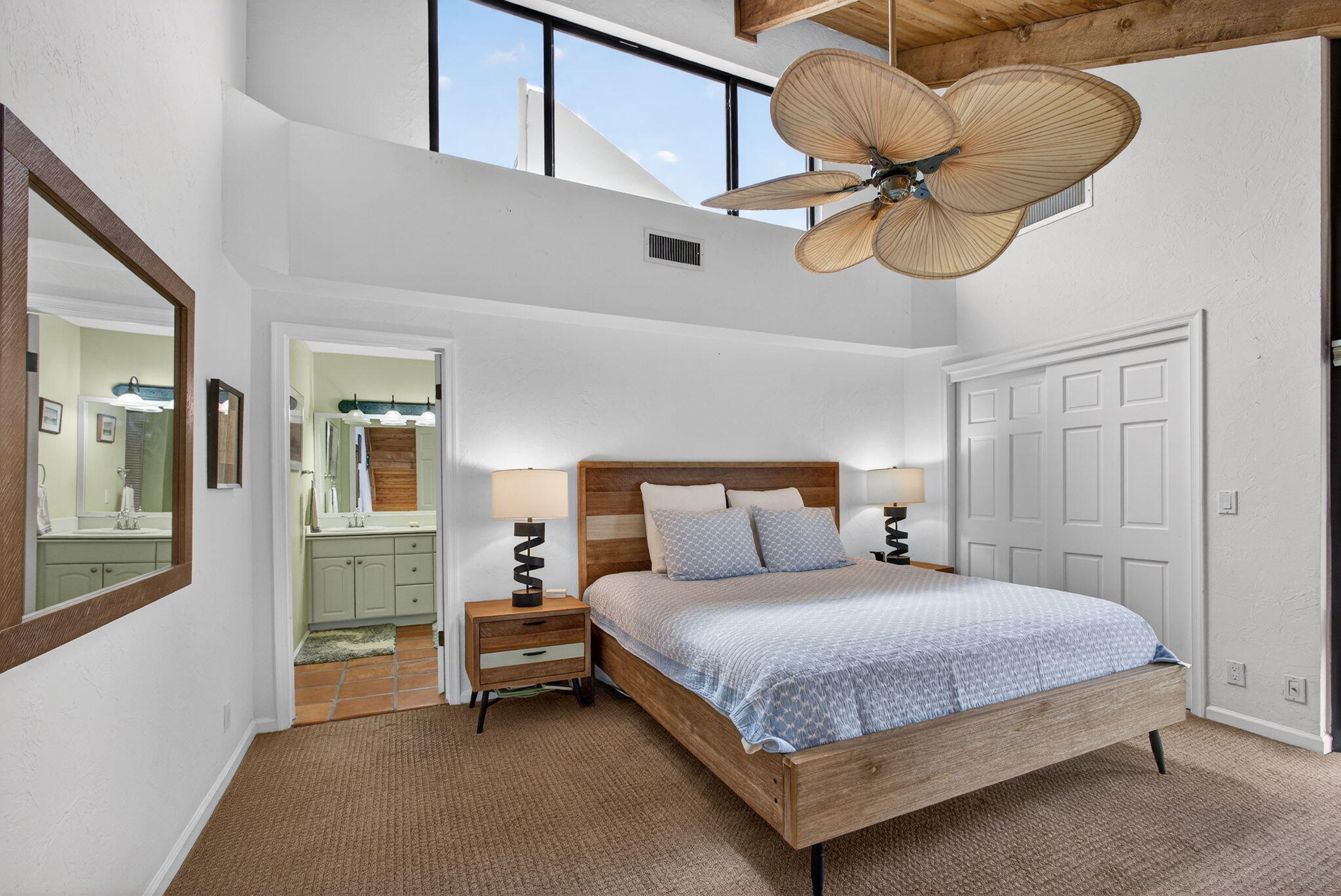1605 Highway 1, Unit 14E Jupiter, FL 33477 - Photo 17 of 34 Lofted Primary Suite