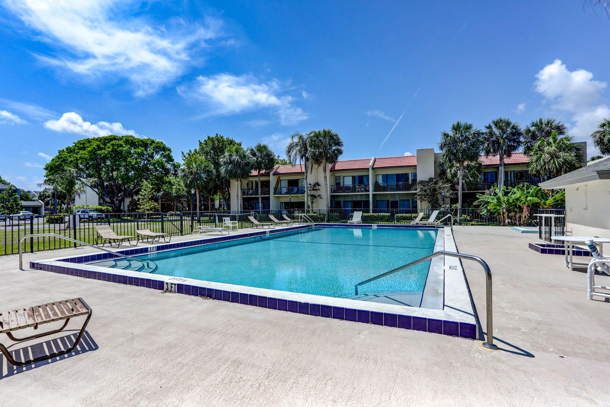 1605 Highway 1, Unit 14E Jupiter, FL 33477 - Photo 24 of 34 84-web-or-mls-04_img_4605_6_7_8_9
