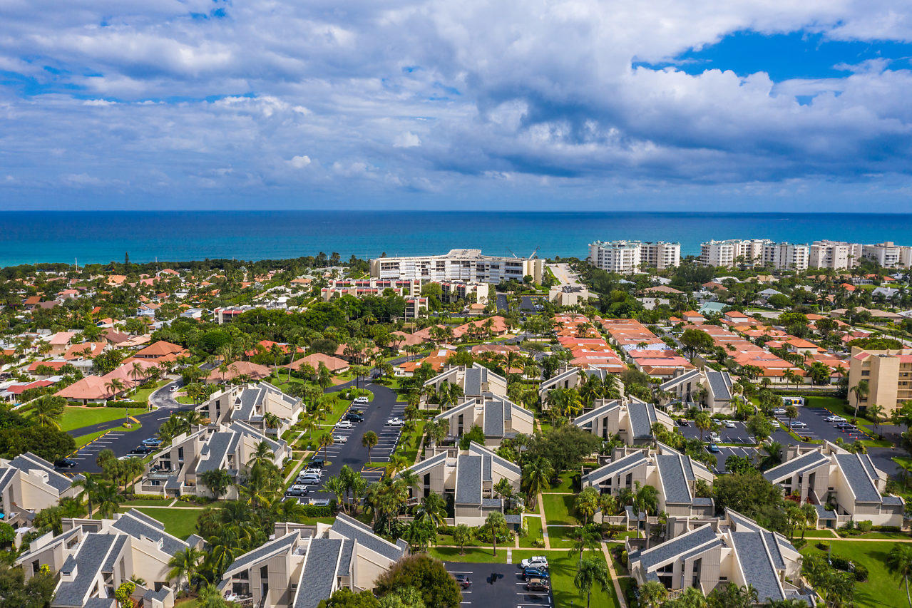 1605 Highway 1, Unit 14E Jupiter, FL 33477 - Photo 27 of 34 Jupiter Beach just steps from townhome