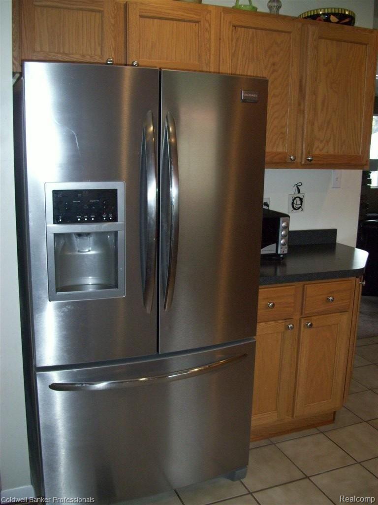 6325 Waldon Road Clarkston, MI 48346 - Photo 10 of 23 APPLIANCES INCLUDED