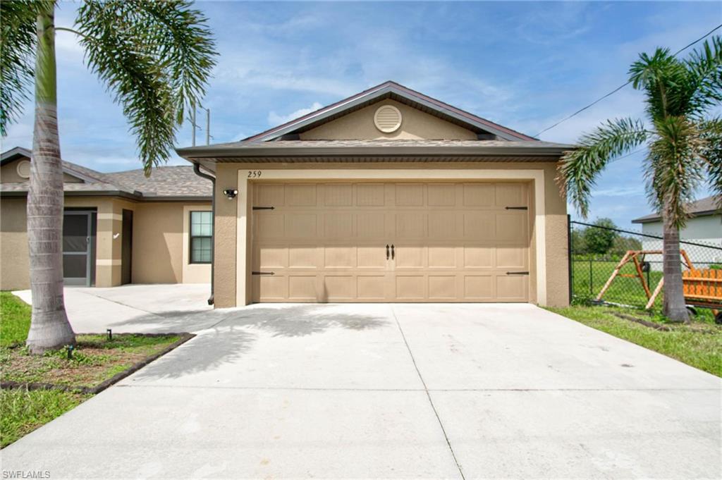 259 Rue Labonne Road Fort Myers, FL 33913 - Photo 3 of 27 Gallery Image 3