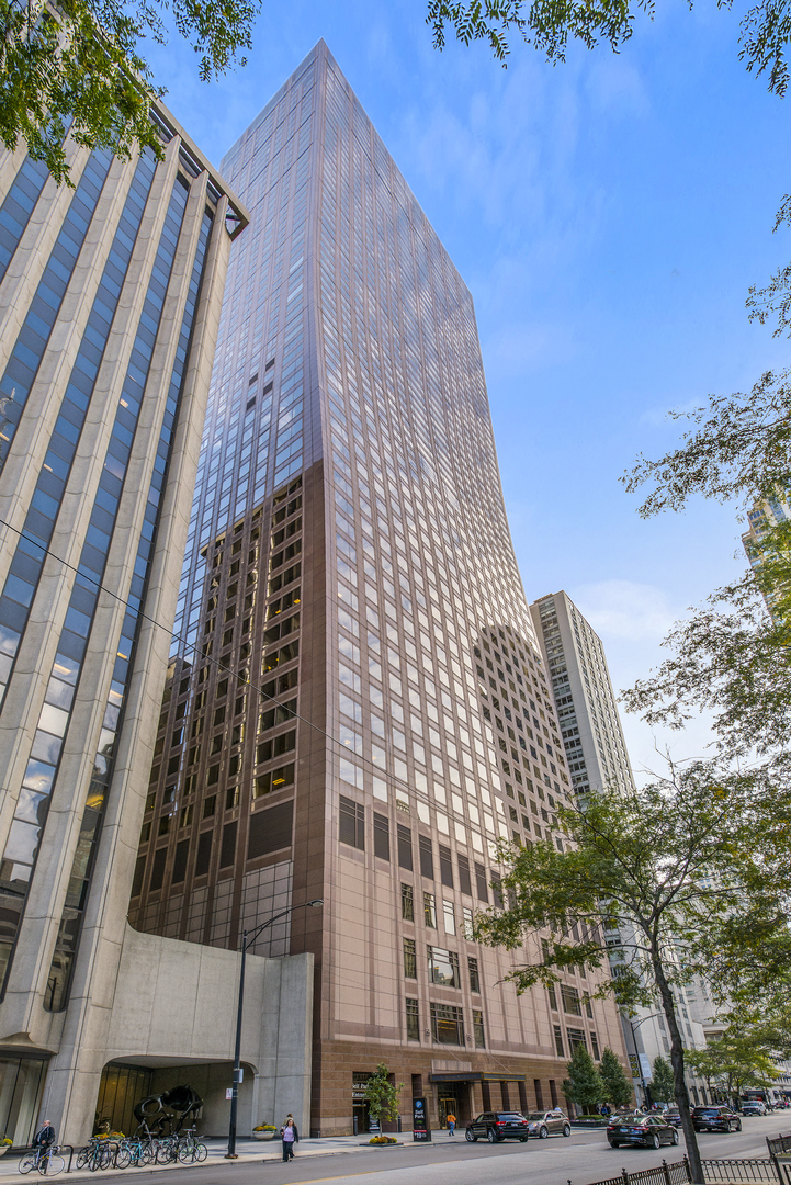 161 East Chicago Avenue, Unit 51BC, Chicago, IL 60611 Compass