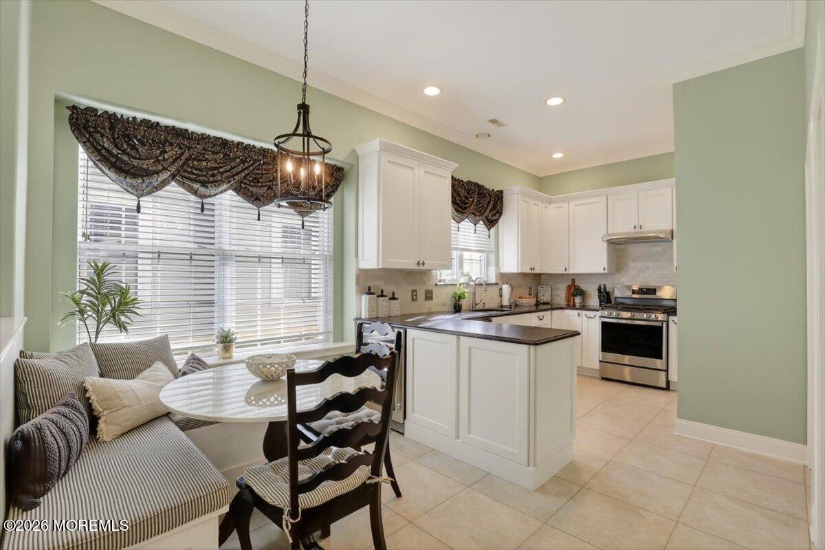25 Pine Valley Road Jackson, NJ 08527 - Photo 16 of 64 19-Kitchen