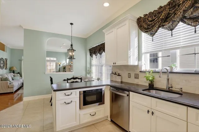 $675,000 | 25 Pine Valley Road, Jackson, NJ 08527