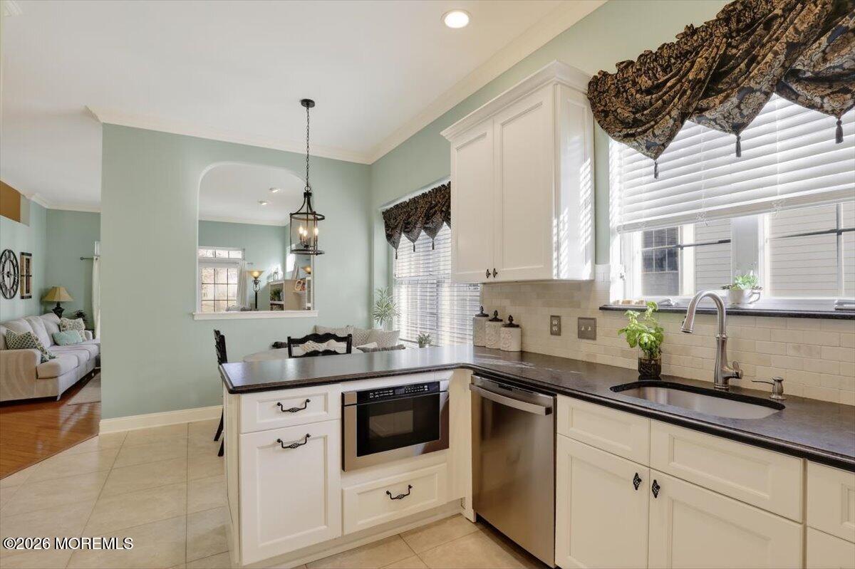 25 Pine Valley Road Jackson, NJ 08527 - Photo 20 of 64 23-Kitchen