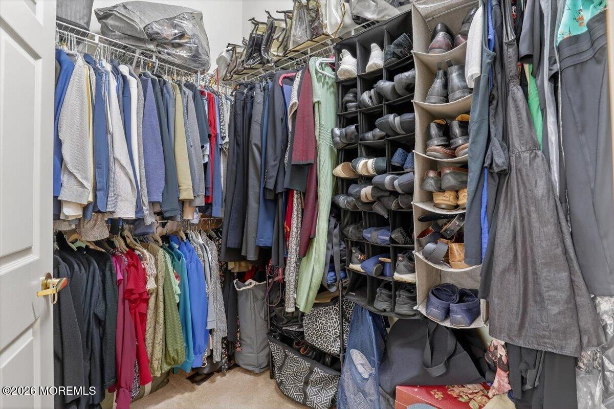 25 Pine Valley Road Jackson, NJ 08527 - Photo 27 of 64 30-Primary Closet