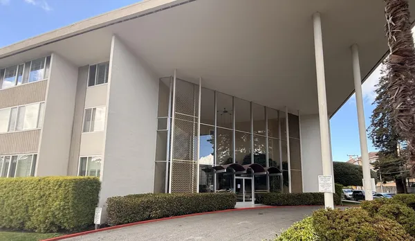 $2,975 | 200 Elm Street, Unit 204, San Mateo, CA 94401