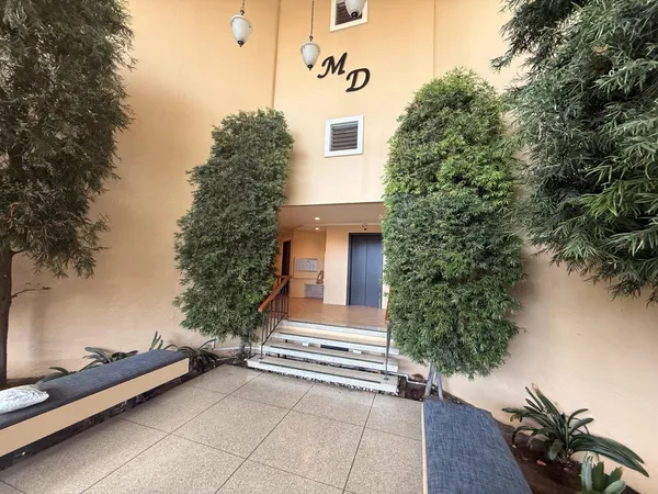 $2,975 | 200 Elm Street, Unit 204, San Mateo, CA 94401