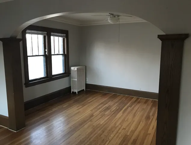 $1,800 | 2104 Hartford Avenue, St. Paul, MN 55116