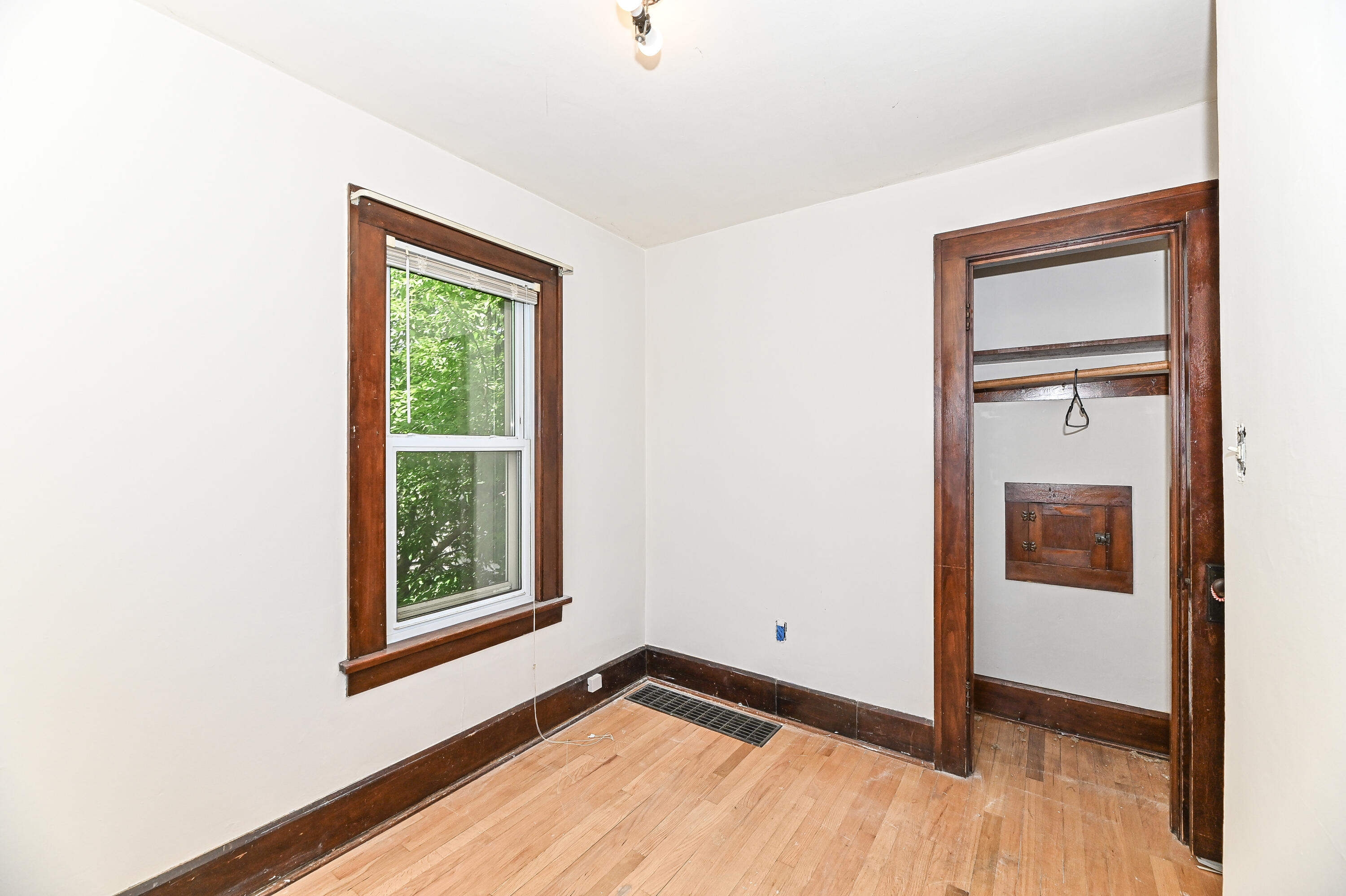 3340 10th Avenue Racine, WI 53402 - Photo 19 of 38 21