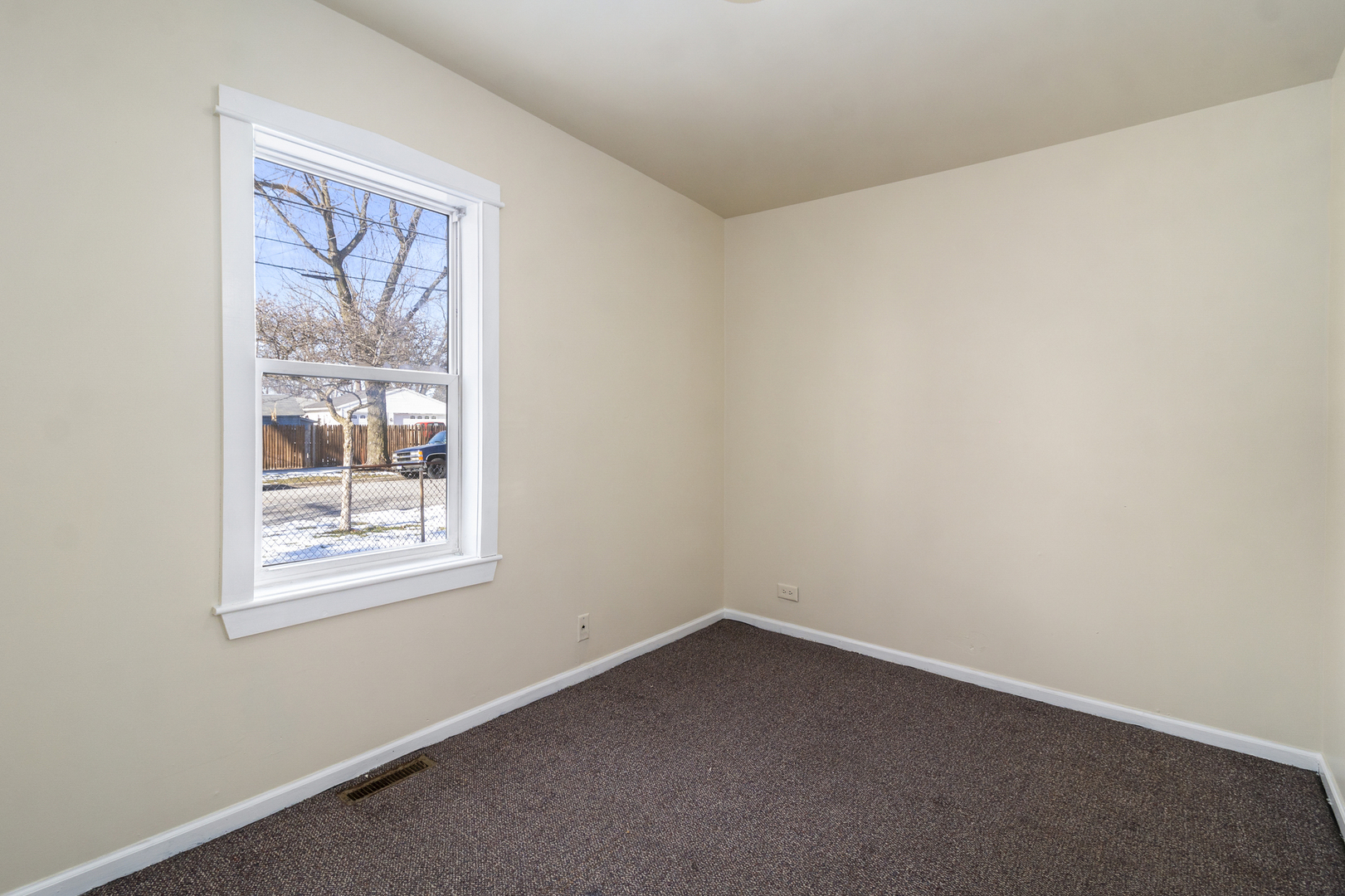 103 North Root Street Aurora, IL 60505 - Photo 16 of 24