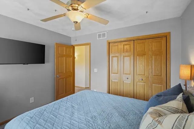 $609,000 | 7801 North Robert Drive, Evansville, WI 53536