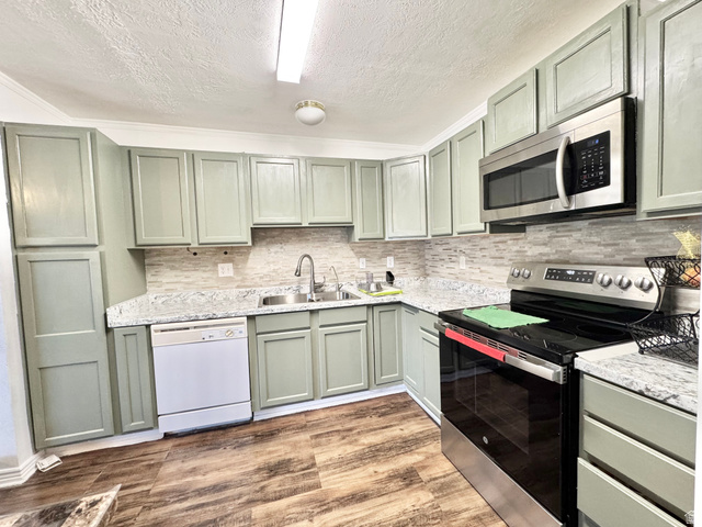 8065 Copperfield Place, Unit 22 Magna, UT 84044 - Photo 3 of 8